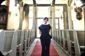 Narae Ahn Foto der Orgelstudierenden Narae Ahn in einer Kirche
